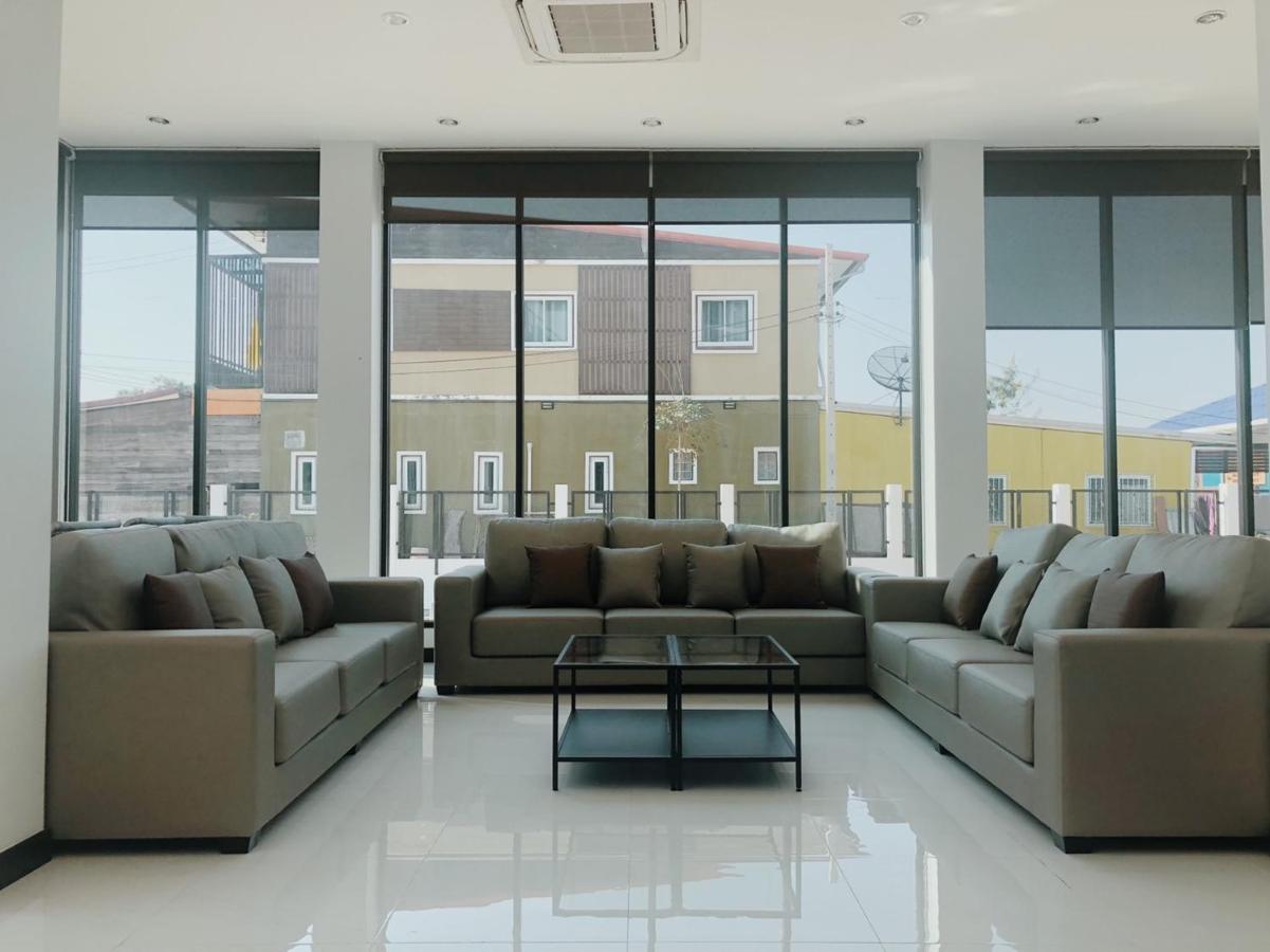 T-Nee Hotel@Udon أودون ثاني المظهر الخارجي الصورة
