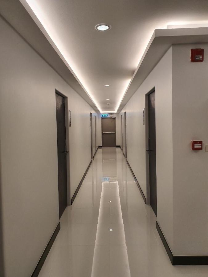 T-Nee Hotel@Udon أودون ثاني المظهر الخارجي الصورة